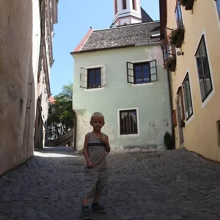 Unesco 14 Century Apartment