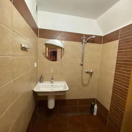 Apartment Unesco 14 Century *